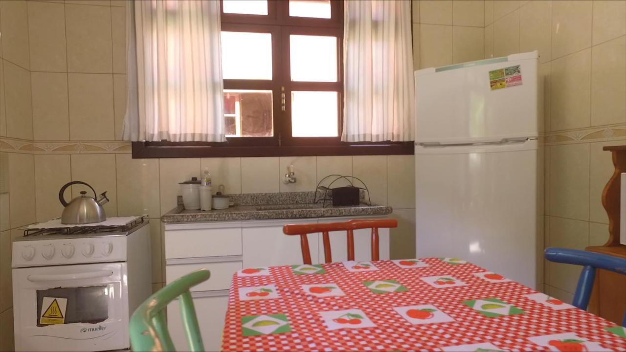 Residencial Do Cadinho Apartment Pinheira Bagian luar foto